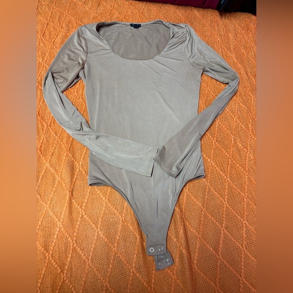 Express Tan Bodysuit Top - Picture 1 of 4